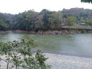 Valdivia Antioquia Río Cauca Después Que El Agua Empezó A Botar Por El Vertedero De Hidroituango