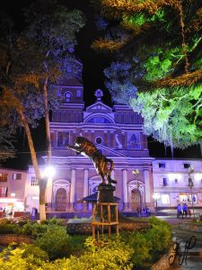 Amalfi Antioquia Iglesia Y Tigre