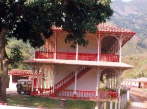 Santo Domingo Antioquia Otro Angulo Del Hotel Frances En El Corregimiento El Limón