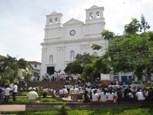 Buriticá Parque Iglesia