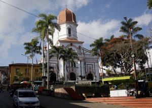 Iglesia Ituango Antioquia