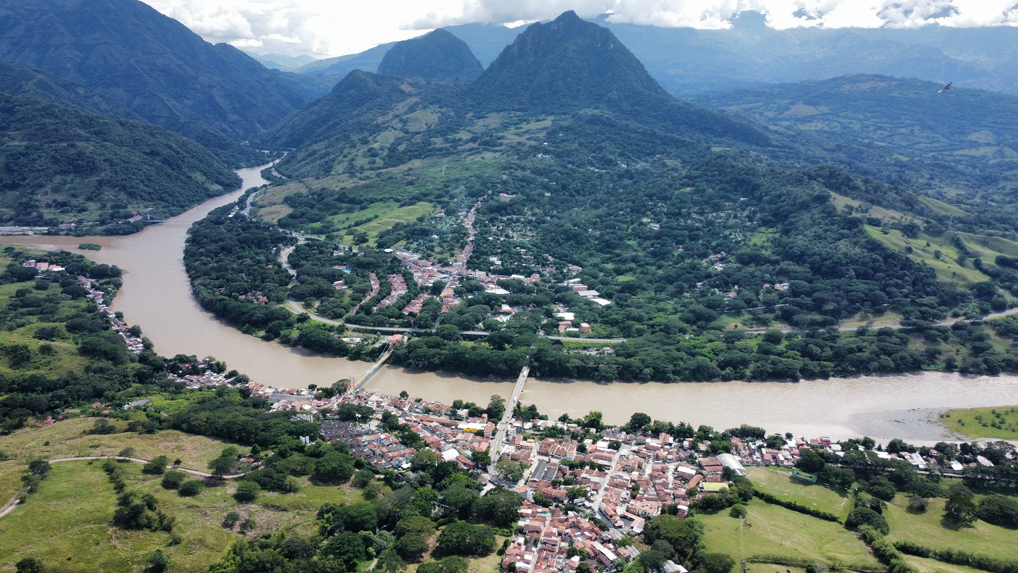 CERRO-LOS-FARALLONES-1-A - - La Pintada Antioquia