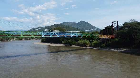 PUENTE-COLGANTE-VIEJO-DE-COLORES-2 - La Pintada Antioquia