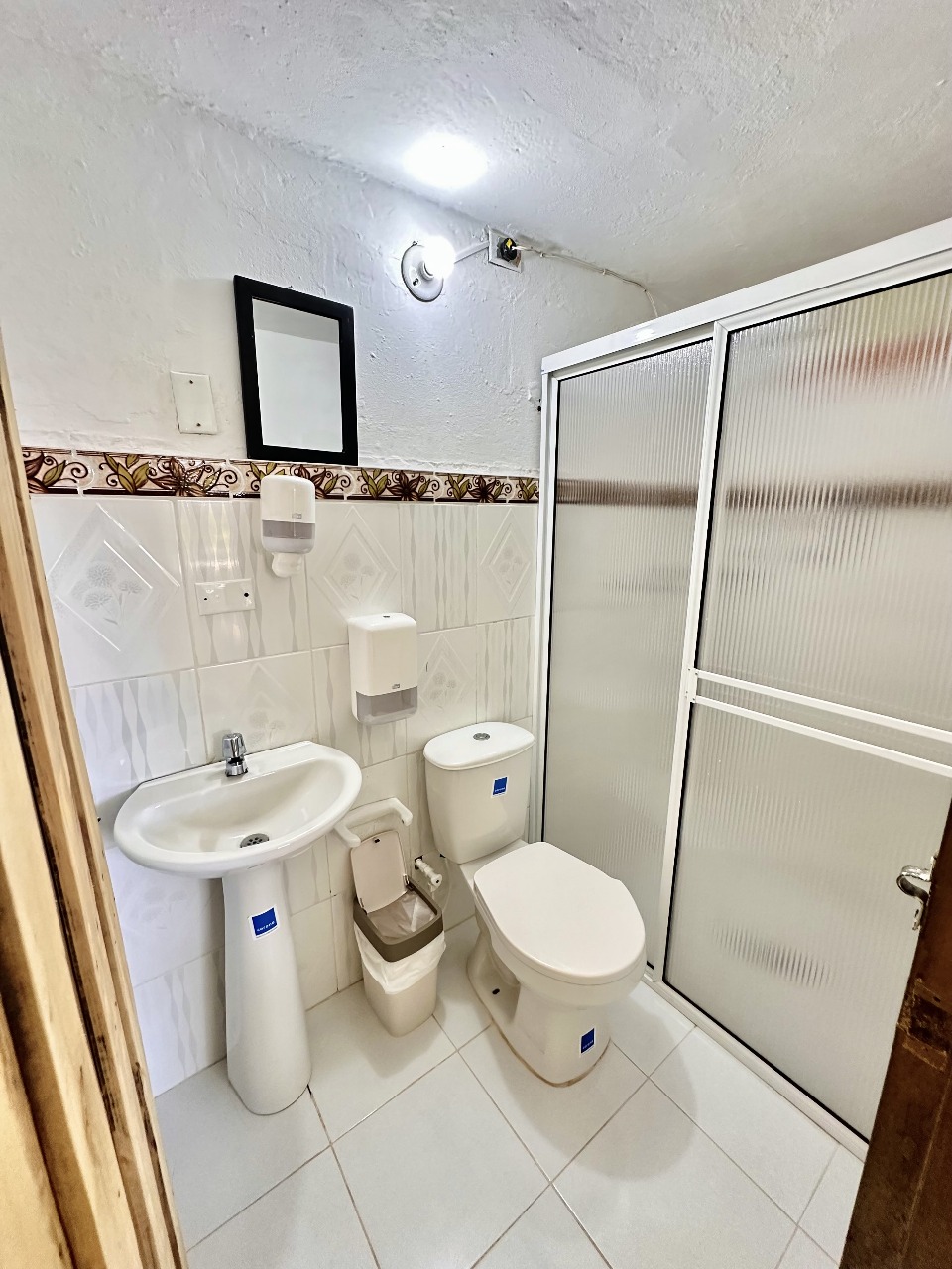 Hotel Cerro Tusa - Venecia - Baño