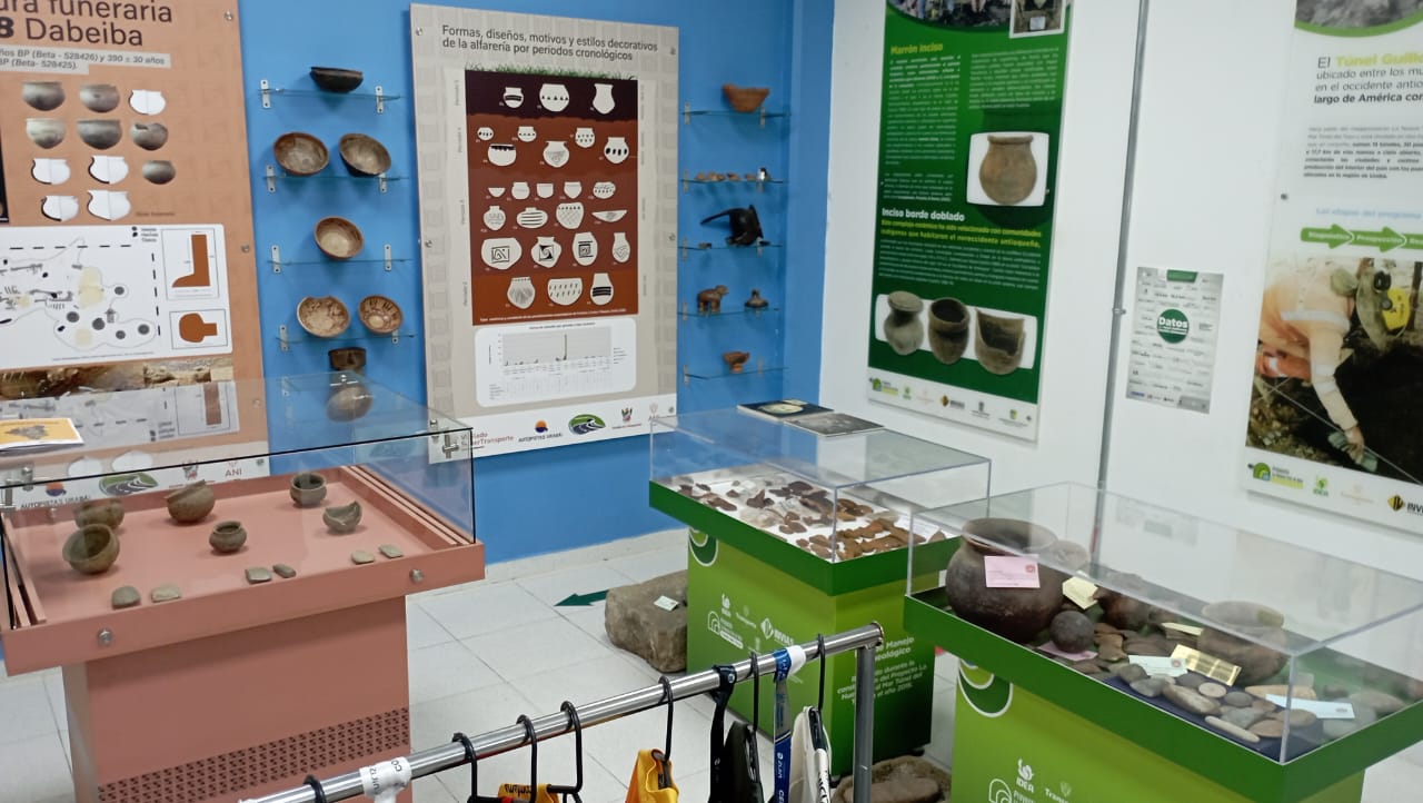 Museo Municipal Alfonso Restrepo Cifuentes - Cañasgordas - B