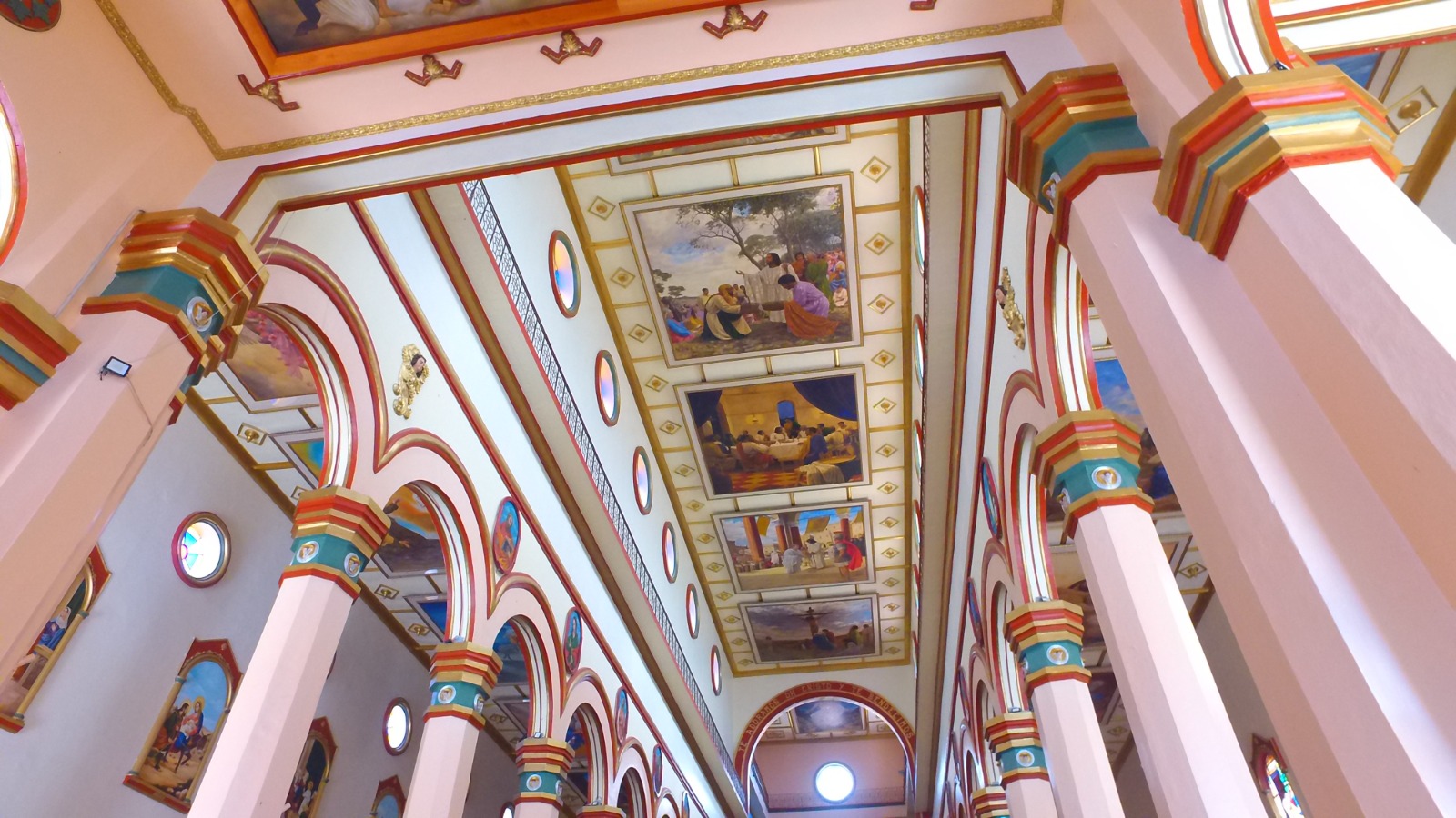 Santuario Arquidiocesano del Santo Cristo - Cañasgordas - 4